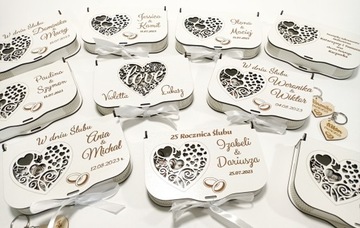 Свадебный сувенир, свадебная копилка с гравировкой.