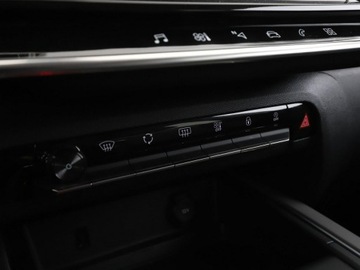 Citroen C5 Aircross SUV 1.2 PureTech 130KM 2018 Citroen C5 Aircross 1.2T Business Plus Nawigacja, zdjęcie 28