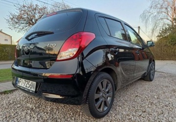 Hyundai i20 I Hatchback 5d Facelifting 1.4 CVVT 100KM 2014 Hyundai i20 2014 1.4 Benzyna 100KM Automatyczna skrzynia biegów, zdjęcie 7