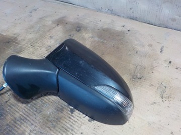 AVENSIS III ZRCÁTKO LEVÉ 9PIN