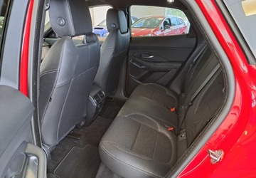 Jaguar E-Pace SUV 2.0 i4P 200KM 2018 Jaguar E-Pace P200 2.0 benzyna, niski przebieg, 4x4 2.0 Benzyna 200KM, zdjęcie 13