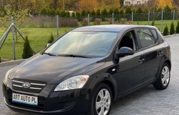 Kia Ceed I Hatchback 1.4 109KM 2008 Kia Ceed Kia Ceed 1.4 Benzyna 109 KM Klima 1.4 Benzyna 109KM, zdjęcie 6