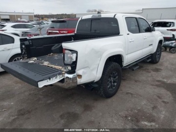 Toyota Tacoma II 2023 Toyota Tacoma 2023r., SR5 V6, od ubezpieczalni 3.5 Benzyna 278KM, zdjęcie 5