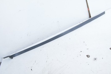 LISTWA SZYBY CZOŁOWEJ LEWA OPEL VECTRA C