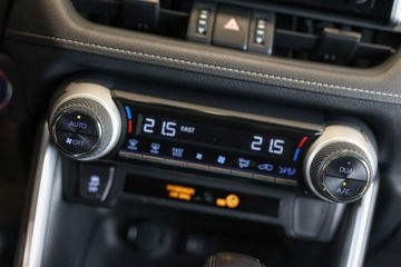 Toyota RAV4 V 2019 Toyota RAV4 2.5 Hybrid Active 4x2 2.5 Hybryda 177KM, zdjęcie 21