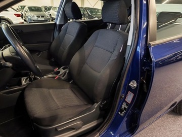 Hyundai i30 I Hatchback 1.4 109KM 2009 Hyundai i30 I 1.4 benzyna, zdjęcie 6