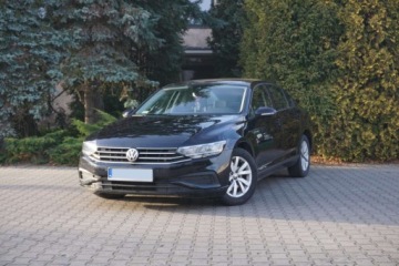 Volkswagen Passat B8 Limousine Facelifting 1.5 TSI EVO 150KM 2020 Volkswagen Passat Bezwypadek Tempomat Czujniki park. DSG Klima. 2stref