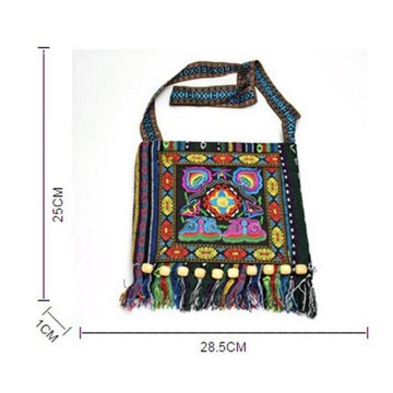 Torba na ramię z etnicznym haftem plemiennym, czerwona, 28,5 cm