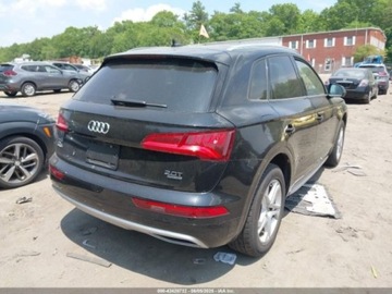 Audi Q5 II SUV 2.0 TFSI 252KM 2018 Audi Q5 2018 AUDI Q5 2.0T PREMIUM2.0T TECH PREMIUM 2.0 Benzyna 252KM, zdjęcie 5