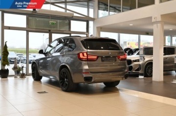 BMW X5 F15 SUV M50d 381KM 2017 BMW X5 M M50dFV23Adaptacyjne reflektory LEDPakiet sportowy M 3.0 Diesel, zdjęcie 18