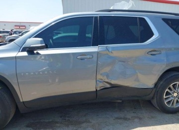 Chevrolet 2023 Chevrolet Traverse 2023, 3.6L, LT LEATHER, od ubezpieczalni 3.6 Benzyna, zdjęcie 2