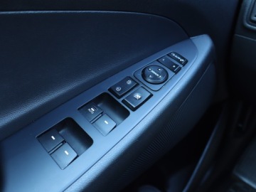 Hyundai Tucson III SUV 1.6 GDI 132KM 2016 Hyundai Tucson 1.6 GDI, Salon Polska, zdjęcie 14