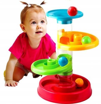 Скольжение по мячу Улыбающаяся погоня за мячом