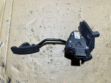 PEDAŁ POTENCJOMETR GAZU OPEL CORSA C 9129857