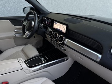 Mercedes GLB SUV Facelifting 2.0 220 190KM 2024 Mercedes-Benz GLB 220, zdjęcie 16