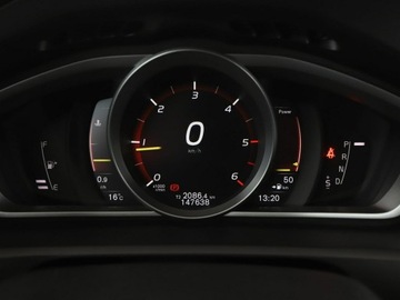 Volvo V40 II Hatchback Facelifting 2.0 D2 120KM 2017 Volvo V40 Momentum automat navi PDC grzane fotele, zdjęcie 21