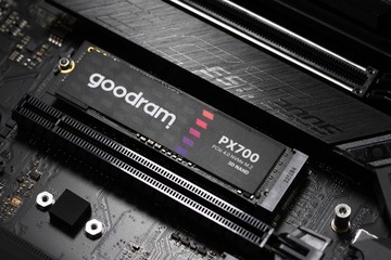 Твердотельный накопитель GOODRAM PX700 1 ТБ PCIe 4.0 M.2 SSDPR-PX700-01T-80