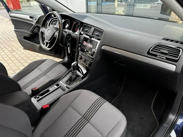 Volkswagen Golf VII Hatchback 3d 1.4 TSI BlueMotion Technology 125KM 2016 Volkswagen Golf Łopatki Grzane fotele Czujniki, zdjęcie 13