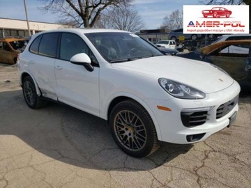 Porsche Cayenne III 2018 Porsche Cayenne 2018, 3.0L, 4x4, od ubezpieczalni