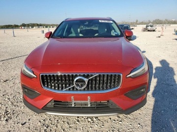 Volvo V60 II  2020 Volvo V60 2.0 T5 254 KM, 4x4, piekny kolor, 2.0 Benzyna 254KM, zdjęcie 6