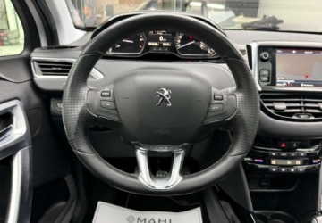 Peugeot 2008 I SUV Facelifting 1.2 PureTech 110KM 2017 Peugeot 2008 Crossway Panorama Kamera Navi Zamiana Raty Gwaranjcja 1.2, zdjęcie 21
