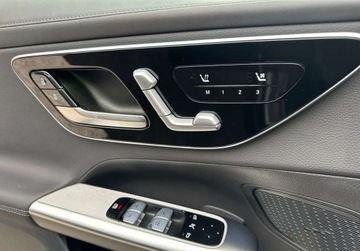 Mercedes GLC C254/X254 2024 Mercedes-Benz GLC GLC 300 2.0 Benz 245 km 2024r 7.000 km Warszawa 2.0, zdjęcie 10