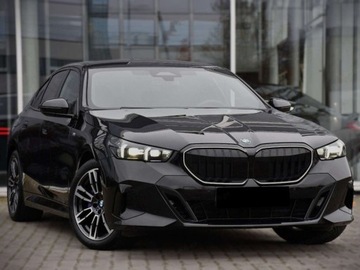 BMW Seria 5 G90-91 Touring 2.0 520d 197KM 2025 BMW Seria 5 520d xDrive Sport Sedan 2.0 (197KM) 2025, zdjęcie 4