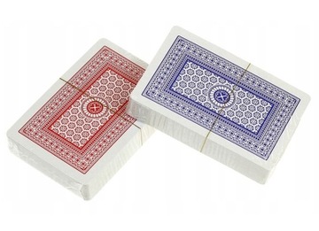 Классические игровые карты покрыты 2 талии