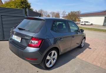 Skoda Fabia III Hatchback Facelifting 1.0 MPI 75KM 2019 Skoda Fabia Swiezo sprowadzony Zarejestrowany. Ubezpieczony. MPI. Radar., zdjęcie 23