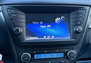 Toyota Avensis III Wagon Facelifting 2015 2.0 D-4D 143KM 2018 Toyota Avensis salon Polska 2.0 Diesel 143KM, zdjęcie 6