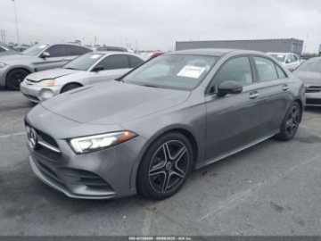 Mercedes Klasa A W177/V177 2019 Mercedes-Benz Klasa A 220 2019 2.0l 2.0 Benzyna 188KM, zdjęcie 1