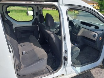 Dacia Dokker Mikrovan 1.6 MPI 84KM 2014 Samochód Dacia Dokker 1.6 MPI MR 12 E5 1.9T, zdjęcie 6