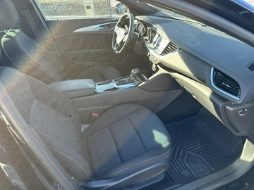 Opel Insignia II Grand Sport Facelifting 2.0 Diesel 174KM 2022 Opel Insignia 2.0 CDTi 174KM 2022r bogata wersja, zdjęcie 29