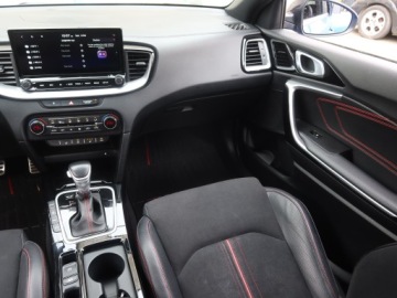 Kia Proceed Shooting Brake 1.6 T-GDI 204KM 2021 Kia ProCeed GT 1.6 T-GDI, Salon Polska, zdjęcie 7