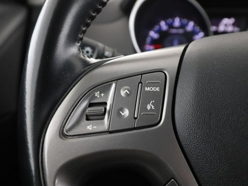 Hyundai ix35 SUV Facelifting 1.6 GDI 135KM 2014 Hyundai ix35 niski przebieg półskóra PDC grzane, zdjęcie 29