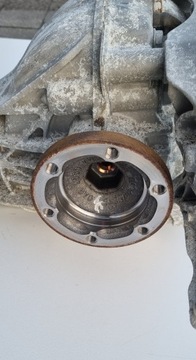 AUDI OE 0AR525083B NÁPRAVA ZADNÍ