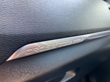 Volvo V40 II Hatchback Facelifting 2.0 D2 120KM 2017 Volvo V40 CROSS COUNTRY LEDY NAWIGACJA PARKTRONIC KLIMA PODGRZEWANE FOTELE, zdjęcie 17