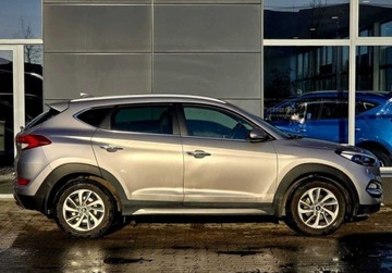 Hyundai Tucson III SUV 1.6 T-GDI 177KM 2016 Hyundai Tucson 1.6 PB 177KM Style DCT 4WD FV23 Salon PL Serwis ASO Gwaranc, zdjęcie 4