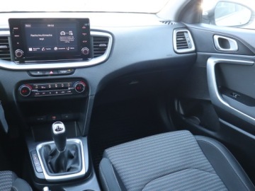 Kia Ceed III Kombi Facelifting 1.5 T-GDI 160KM 2022 Kia Ceed 1.5 T-GDI, Salon Polska, 1. Właściciel, zdjęcie 7