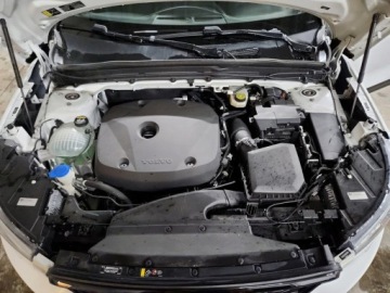 Volvo XC40 2022 Volvo XC 40 T5 R-Design 2022 2.0 Benzyna 248KM, zdjęcie 6