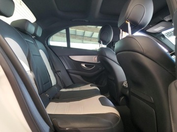 Mercedes Klasa C W205 2019 Mercedes-Benz Klasa C 63 AMG 2019 4.0l 4.0 Benzyna 469KM, zdjęcie 10