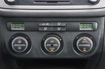 Volkswagen Tiguan I SUV 2.0 TDI CR DPF 140KM 2009 Volkswagen Tiguan 2.0 TDI CR 140 KM, 4x4, Klimatronic, Biksenon, Hak, Salo, zdjęcie 14