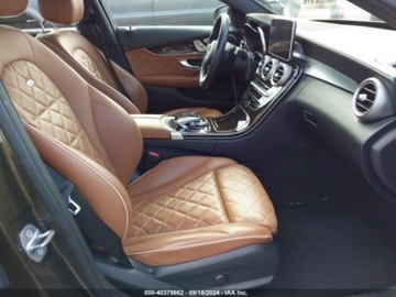 Mercedes Klasa C W205 2018 Mercedes-Benz Klasa C 2018 MERCEDES-BENZ C 300 2.0 Benzyna 241KM, zdjęcie 5