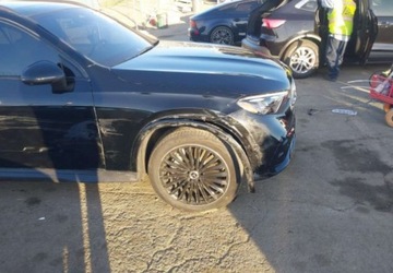 Mercedes GLC C254/X254 2023 Mercedes-Benz GLC Auta z USA - Zapytaj o wiecej ofert 3.0 Benzyna 367KM, zdjęcie 8