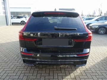 Volvo XC60 II Crossover Plug-in Facelifting 2025 2.0 T6 Plug-in hybrid 350KM 2026 XC60 T6 Plug-In Hybrid AWD Plus Black Edition 2.0 (350 KM) 2026, zdjęcie 1
