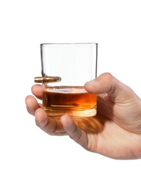 Стакан для виски с картриджем 278 мл в подарок ему.