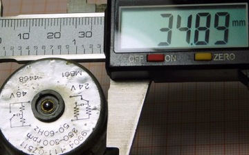 Двигатель 24 В, 50 Гц, редуктор 250 об/мин [0A6]3