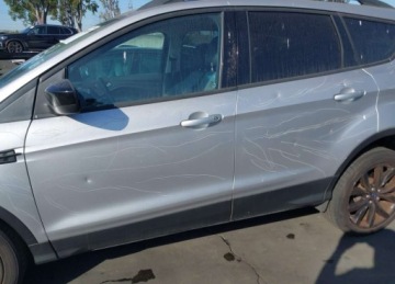 Ford Escape III 2017 Ford Escape SE, od ubezpieczalni 1.5 Benzyna 179KM, zdjęcie 3