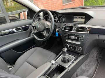 Mercedes Klasa C W204 Kombi T204 1.6 180 K BlueEFFICIENCY 156KM 2012 Mercedes-Benz Klasa C 1.6 benzyna 156 KM 6 biegow zarej w PL zadbany mo, zdjęcie 6