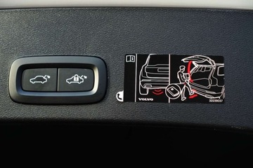 Volvo XC40 2021 Volvo XC 40 B4 Mild-hybrid AWD R-Design Bezwypadek salon PL FV23, zdjęcie 7